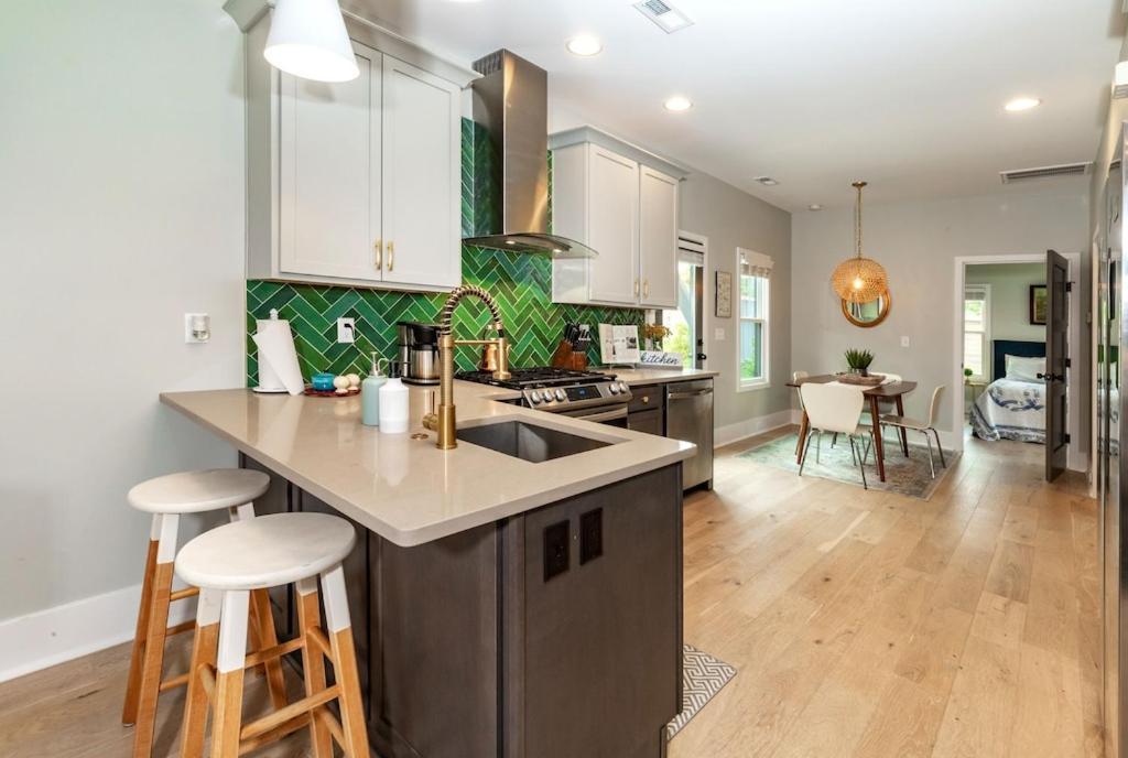 Heart Of Brevard Hideaway - Walk/Bike To Downtown! Ngoại thất bức ảnh